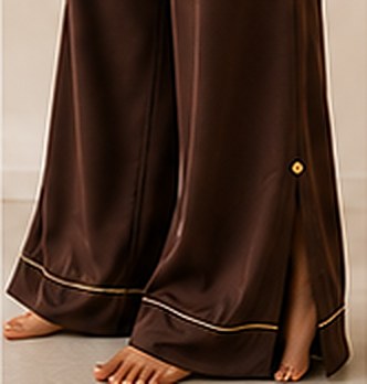 Wide-leg pant.